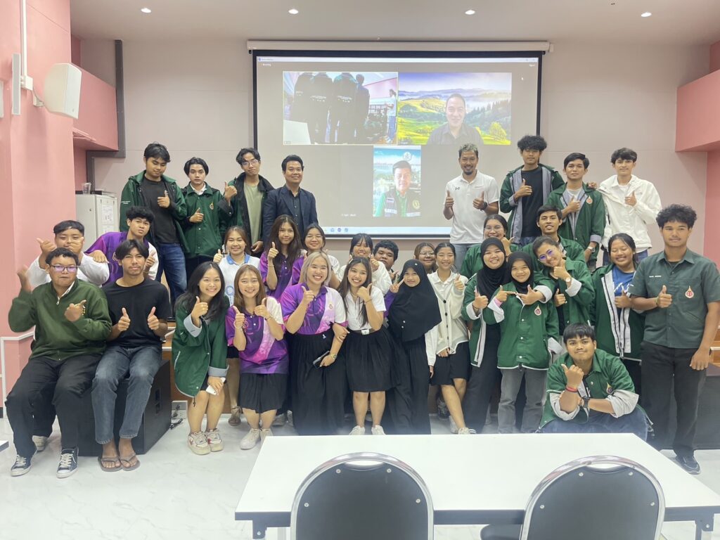 เสวนาศิษย์เก่า