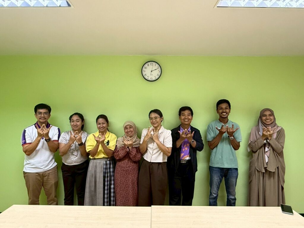 ประชุมเตรียมความพร้อม งานคืนสู่เหย้าศิษย์เก่า