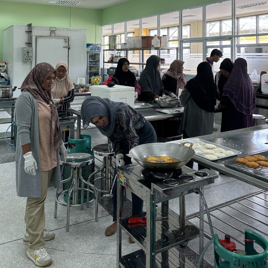 อบรมเบอร์เกอร์ปลา