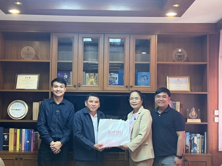 บันทึกเทปรายการวิทยุ FM 93.5